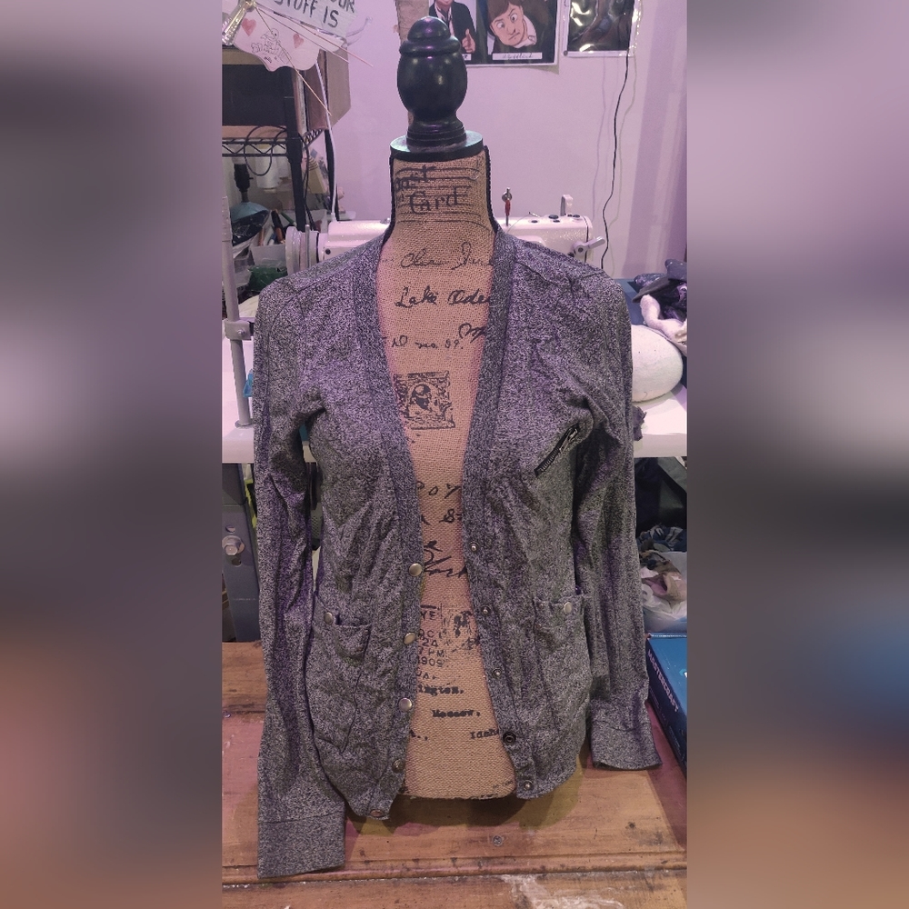 Vexy Cardigan